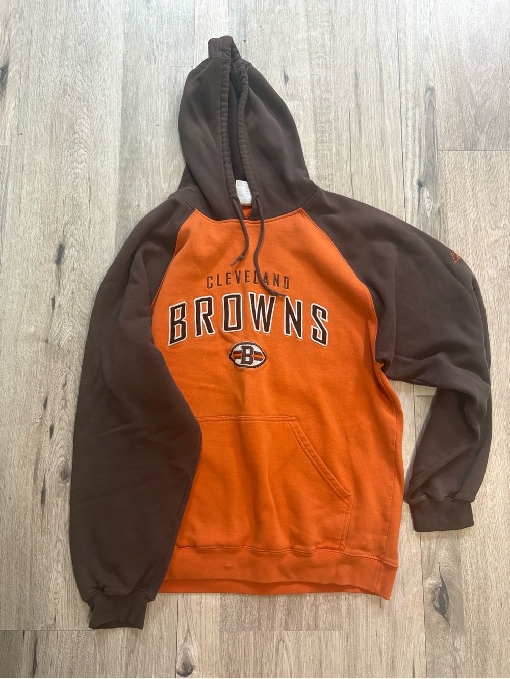 Reebok NFL Cleveland Browns logo embroided colorblock hoodie